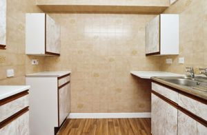 KITCHEN- click for photo gallery